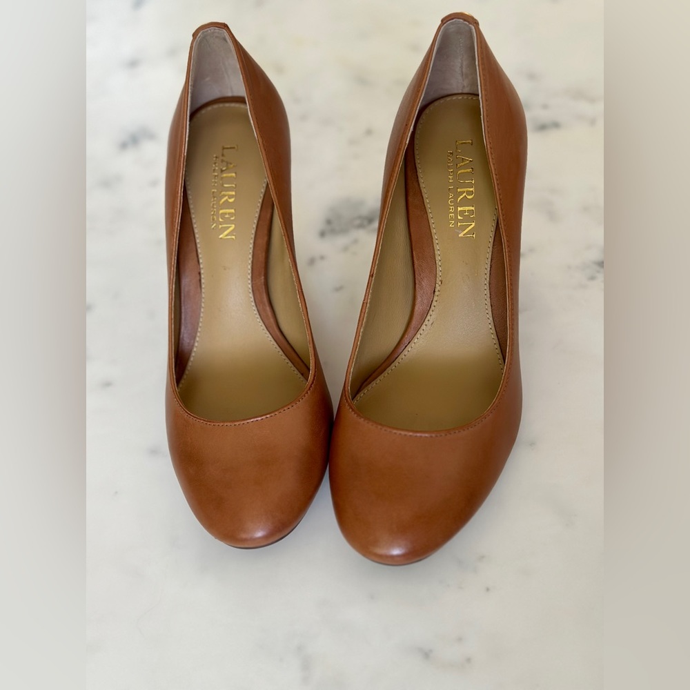 Leather Ralph Lauren Pumps - size 5 - like NEW
